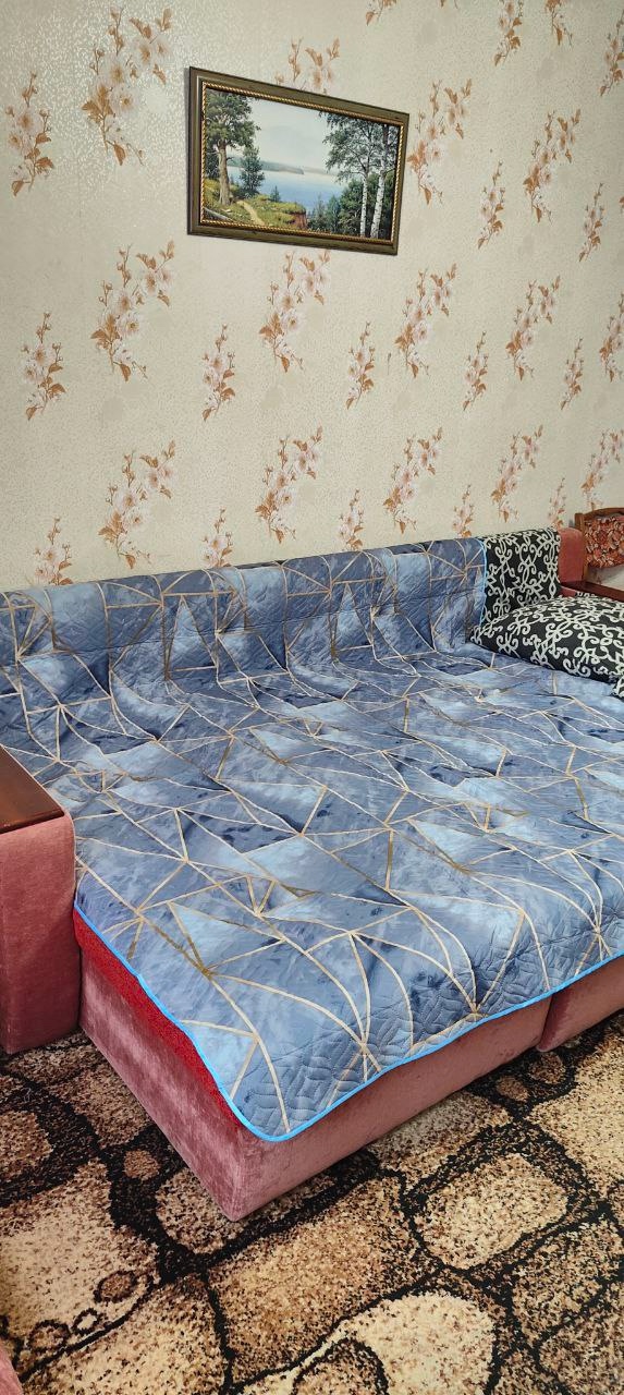 Сдам посуточно квартиру🏠, в шаговой доступностиЦентральная Больница🏥через дорогу, магазины, рынок, аптека , автостоянка, Натариус, В квартире установлен новый ❄️кондиционер,постоянно горячая холодная вода💦установлена насосная станция🛁, новый холодильник, ТВ, интернет, 📡микроволновка, стиральная машинка, элект...